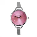 Dettaglio orologio da donna con cinturino a maglia e quadrante rosa acceso - Rosa