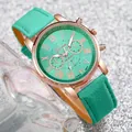 Detail of Geneva women's watch with mint green leather strap and rose gold case - Mint Green