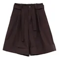 Pantalones cortos casuales de cintura alta para mujer con dobladillo en color marrón oscuro - S / Bottoms / Café Púrpura
