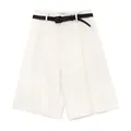 Short décontracté blanc minimaliste pour femmes avec une ceinture noire élégante - S / Bas / Blanc