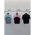 Gebreid poloshirt met korte mouwen voor dames met diagonale ritssluiting - S / Top (NH257055) / Grijs