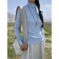 Elegante camiseta interior de cuello alto de lana Tencel azul claro para mujer activa - S / Tops / Azul Celeste