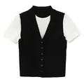Lässige schwarze Strickweste über weißem Kurzarm-T-Shirt für den Herbst-Damenstil. - S / Oberteile / Schwarz