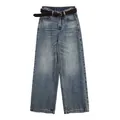 Jean en denim délavé vintage à taille haute pour femme avec une ceinture marron - S / Bas / Denim Bleu Foncé