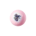 Bomba de baño hidratante de rosa con flores de lavanda para una experiencia relajante - Aroma a Rosa / 80.00g