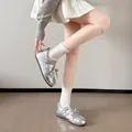 Elegantes zapatos de ballet plateados con cuña interna de 5cm y cierre de velcro - 35 / Plateado Plano