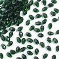 Perle di cristallo a goccia sfaccettate verde scuro per la creazione di gioielli fai-da-te. - Forma a goccia sfaccettata / 50 Pezzi/Confezione (8x12mm) / Verde scuro