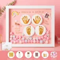 Rosa Baby-Hand- und Fußabdruck-Erinnerungsset mit weißem Fotorahmen und Goldfarbe - Rosa Thema Mit Geschenkbox