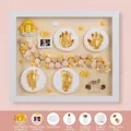 DIY σετ κορνίζα αναμνηστικών για αποτυπώματα μωρού με χρυσό πηλό και χαριτωμένα αξεσουάρ - Ελαφρύ Κίτρινο Θέμα Πόλη Των Μανιταριών