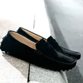 Mocassins classiques en daim noir pour hommes, chaussures de conduite à enfiler confortables - 38 / Noir