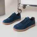 Sneakers premium in pelle scamosciata blu scuro da uomo con suole in gomma flessibili e resistenti - 38 / Scarpe Casual in Pelle Stringate (1007) / Blu