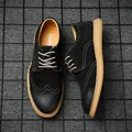 Scarpe brogue classiche in pelle scamosciata nera da uomo con dettagli vintage - 38 / Scarpe in Pelle Casual Brogue (ML-3058) / Nero