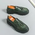 Classic green crocodile pattern tassel loafers with thick black soles for stylish men - 38 / Tassel Style / Green