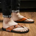 Stilvolle braune Leder-Flip-Flops für Herren, bequeme Sommer-Outdoor-Sandalen. - 38 / Stil 830 (830) / Braun