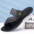 Chanclas de playa de verano para hombre en negro de estilo coreano con detalle de correa tejida - 40 / Estilo de Anillo de Dedo con Estampado de Letras (K5110) / Negro