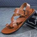 Sandalias romanas de cuero marrón para hombre con hebilla y lazo en el dedo para verano - 40 / Estilo Romano de Hebilla Lateral (K5126) / Marrón