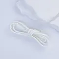 Detailansicht der glatten Textur der 2,5 mm weißen koreanischen Wachskordel für DIY - Weiß