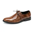 Scarpe derby classiche marroni con texture venatura del legno unica per l'ufficio formale - 38 / Marrone