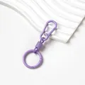 Dettaglio di un portachiavi in lega di zinco viola opaco con moschettone a molla. - Mini Portachiavi Moschettone a Molla (AC4948) / 1 set / Viola