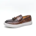 Mocasines marrones de hombre con borlas, textura tejida y suela de goma blanca - 38 / Estilo de Textura Tejida 3D (8503) / Marrón