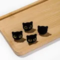 Detailansicht schwarzer beflockter Katzenperlen mit großen Augen für DIY-Schmuck. - Acryl Beflockte Großaugenkatze (AC4976) / 1 Stück / Schwarz Gelbes Auge
