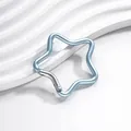Vue détaillée d'un mousqueton porte-clés en alliage d'aluminium bleu clair en étoile - Style Étoile / 1 Pièce (Environ 47 * 50,5 mm) / Bleu clair