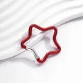 Détail d'un mousqueton en aluminium rouge en forme d'étoile avec un fermoir à ressort - Style Étoile / 1 Pièce (Environ 47 * 50,5 mm) / Rouge
