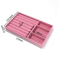 Gedetailleerde afmetingen voor roze fluwelen sieradendisplay voor ringen en oorbellen - 3 Rasters / 1 Stuks/Verpakking (123.5x210x23.5mm) / Roze