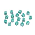 Cuentas de cerámica cúbicas turquesas para joyería hecha a mano y pulseras DIY. - 6,5 mm (20 piezas) / Azul lago