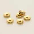 Cuentas espaciadoras de cobre dorado con micro pavé de circonitas para diseño de joyas DIY - 4mm (1 Pieza) / Chapado en oro 18K