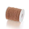 Dettaglio macro di catena metallica rosa gold con maglia O per gioielli fai da te - Larghezza 2mm/5m Confezione / Oro KC