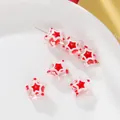 Cuentas de vidrio en forma de estrella roja y blanca para joyas de Navidad - 5 Piezas/Paquete (6.5x13x13.5mm) / Cuenta Estrella Lampwork - Rojo