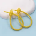Verstellbarer gelber Silikon-Blumen-Kabelbinder für Kabelorganisation und DIY-Deko - Pflaumenblüte / 2 Stück/Set / Gelb