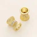 Cuentas espaciadoras de reloj de arena bañadas en oro 18K con circón para bisutería - Estilo A (Reloj de Arena con Rayas Diagonales) / 2 Piezas (7x9mm) / Dorado