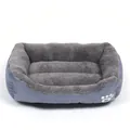 Comfortabel vierkant grijs pluche huisdierbed met zachte warme fleece binnenkant - S / Grijs