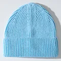 Himmelblaue gerippte Strickmütze aus Wolle für den Winter, minimalistische warme Beanie-Mütze. - Einheitsgröße / Aqua