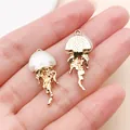 Colgantes de medusa iridiscente en resina y aleación para la creación de joyas DIY - Colgante con Forma de Medusa (28157) / 1 Pieza (27x12x7mm) / KC Oro Blanco