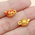 Traditioneller chinesischer goldener Teekannen-Anhänger mit roter Emaille für DIY-Schmuck - Rote Mattgold Münze Teekanne Zwischenperle (28487)