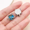Blauwe sterrenhemel planeet legering bedels met Saturnus ring ontwerp voor DIY sieraden - 3D Aarde Planeet (28196)