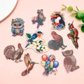 Breloques oiseaux colorées avec hiboux et perroquets pour création bijoux DIY - Série d'Oiseaux en Acrylique (SN1414)