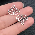 Pendentifs fleur de lotus évidés en argent antique pour la création de bijoux yoga - Lotus de Yoga Ajouré Argent Antique (9050)