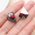 Breloques miniatures de gâteau en résine pour la fabrication de bijoux DIY créatifs - Gâteau à la Crème Triangle (23837) / 1 Pièce/Paquet (20x12.5x12.5mm) / Café