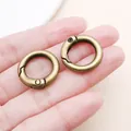 Zwei vintage bronzene Feder-O-Ringe für DIY-Schlüsselanhänger und Schmucktaschen-Hardware - 20mm (Innendurchmesser 13mm) / Antike Bronze