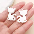 Cute white cat resin charms for DIY jewelry making and keychains - Large Kitten (24312) / 1 Piece (30x20x4mm)