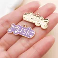 Pendentif de musique en émail violet détaillé avec icône de casque pour bijoux DIY - Plaque de Lettre MUSIC (27242) / 1 Pièce (14x28mm) / Violet