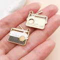 Breloques radio vintage en émail et métal pour la création de bijoux DIY boucles d'oreilles. - Style de Radio (27250) / Pack de 1 Pièce (19x20mm) / Blanc
