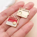Breloques radio en émail rouge vintage pour la fabrication de bijoux DIY et boucles - Style de Radio (27251) / Pack de 1 Pièce (19x20mm) / Rouge