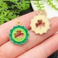 St. Patrick's Day DIY jewelry charms featuring green enamel and gold textured shamrock design - Hollow Clover (18566) / 1 Piece (19x22mm)