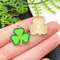 Detailed green lucky clover enamel charm and gold textured back for DIY jewelry making - Two-Tone Green Clover (18568) / 1 Piece/Pack (21x22mm)