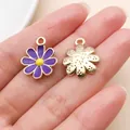 Breloques marguerites en émail violet pour la fabrication de bijoux DIY et boucles d'oreilles - Petite Marguerite (16491)